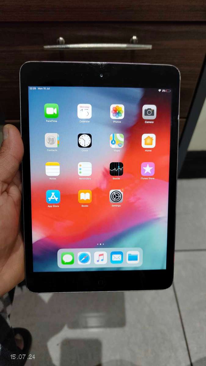 Apple iPad Mini 2 64GB WiFi Only Space Grey (pre owned)