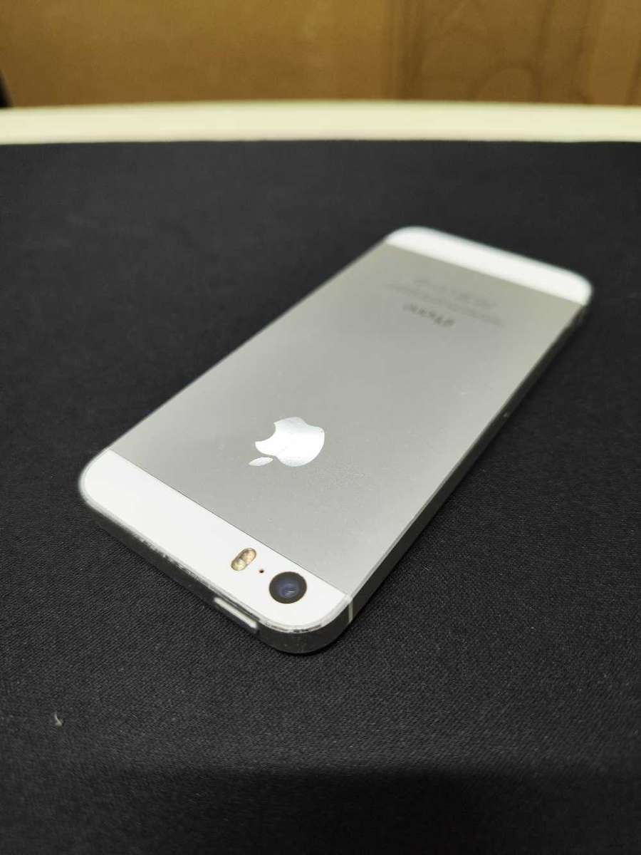 iPhone 5S WHITE 16GB