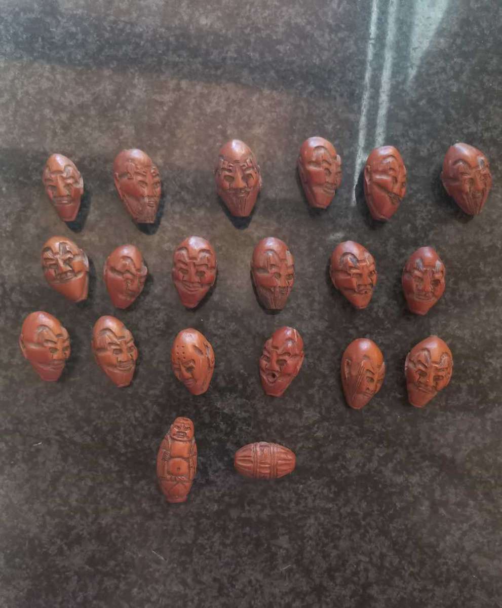 Vintage Chinese carved face beads,pits,Hedaio Prayer beads Buddhist Lohan Faces