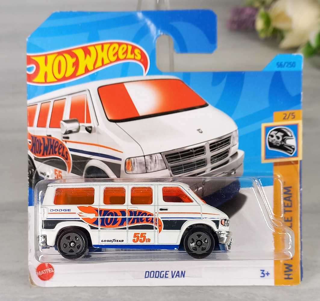 Hotwheels Dodge Van