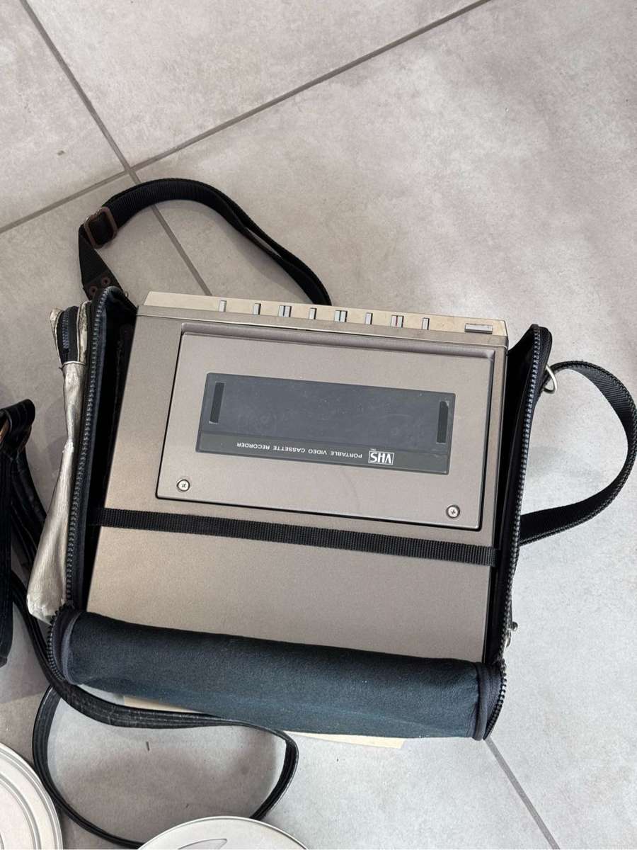 Vintage Photography & Videography Related Items