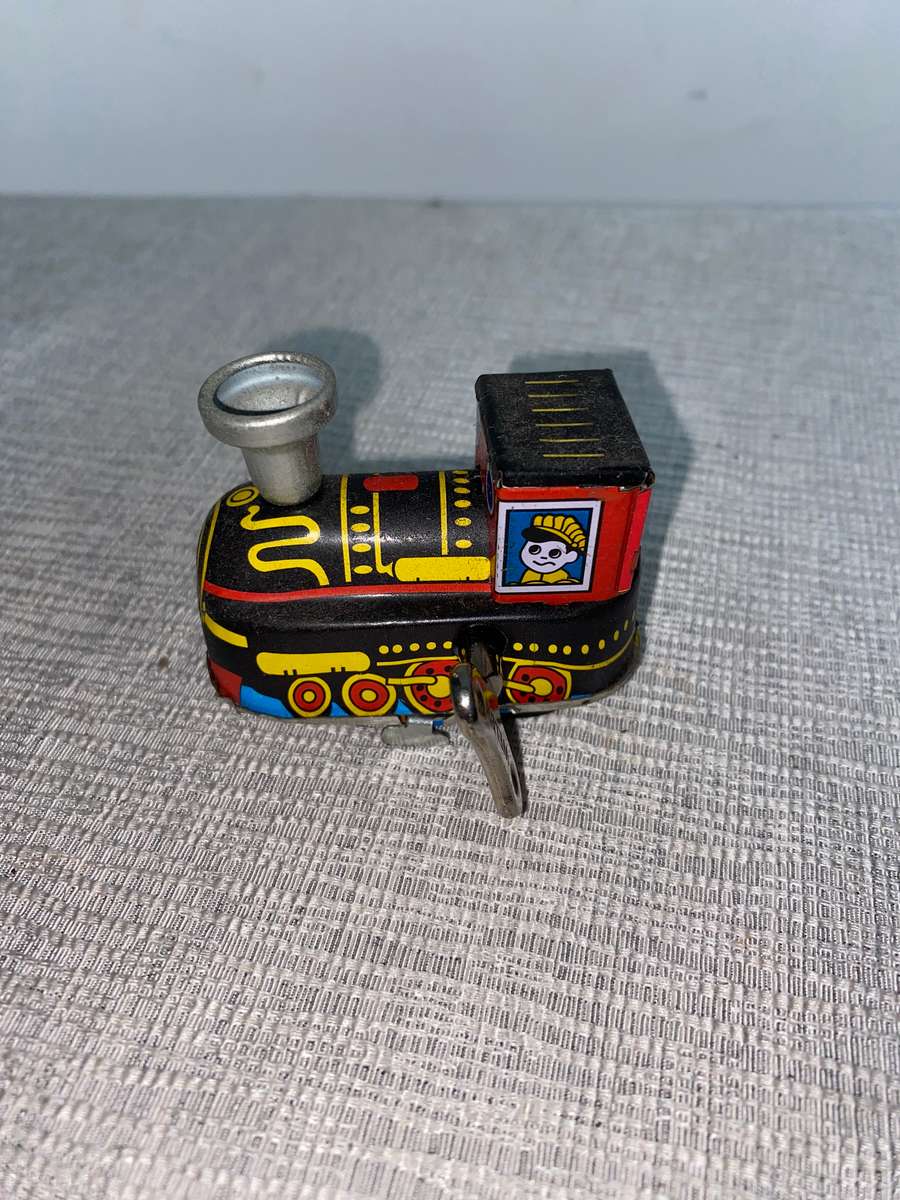 Tin train