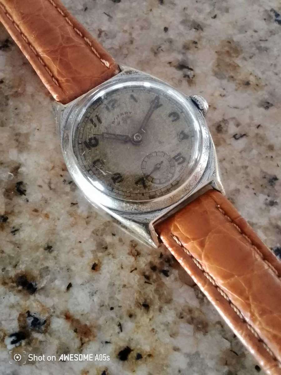 Rotary 15 jewels with subseconds