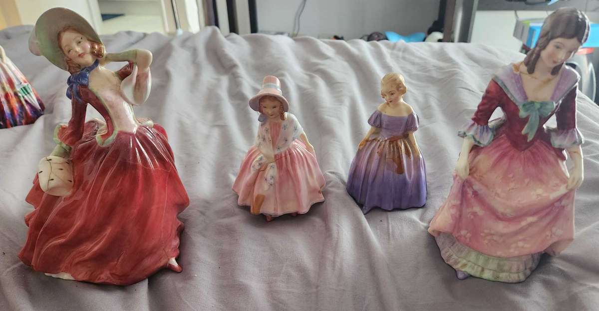 Rare and highly collectable porcelain figurines - please read