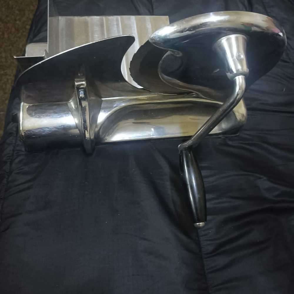 Pineware refurbished bread slicer