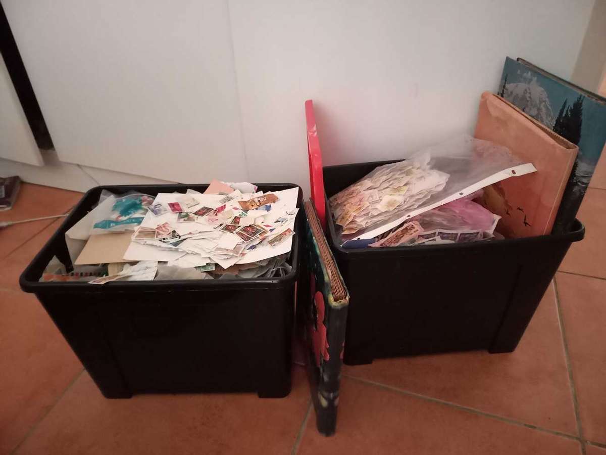 Stamp collection, 2 crates of stamps