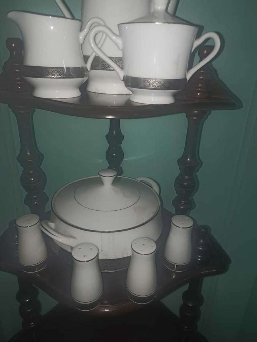 Presidential silver collection Dinner service complete