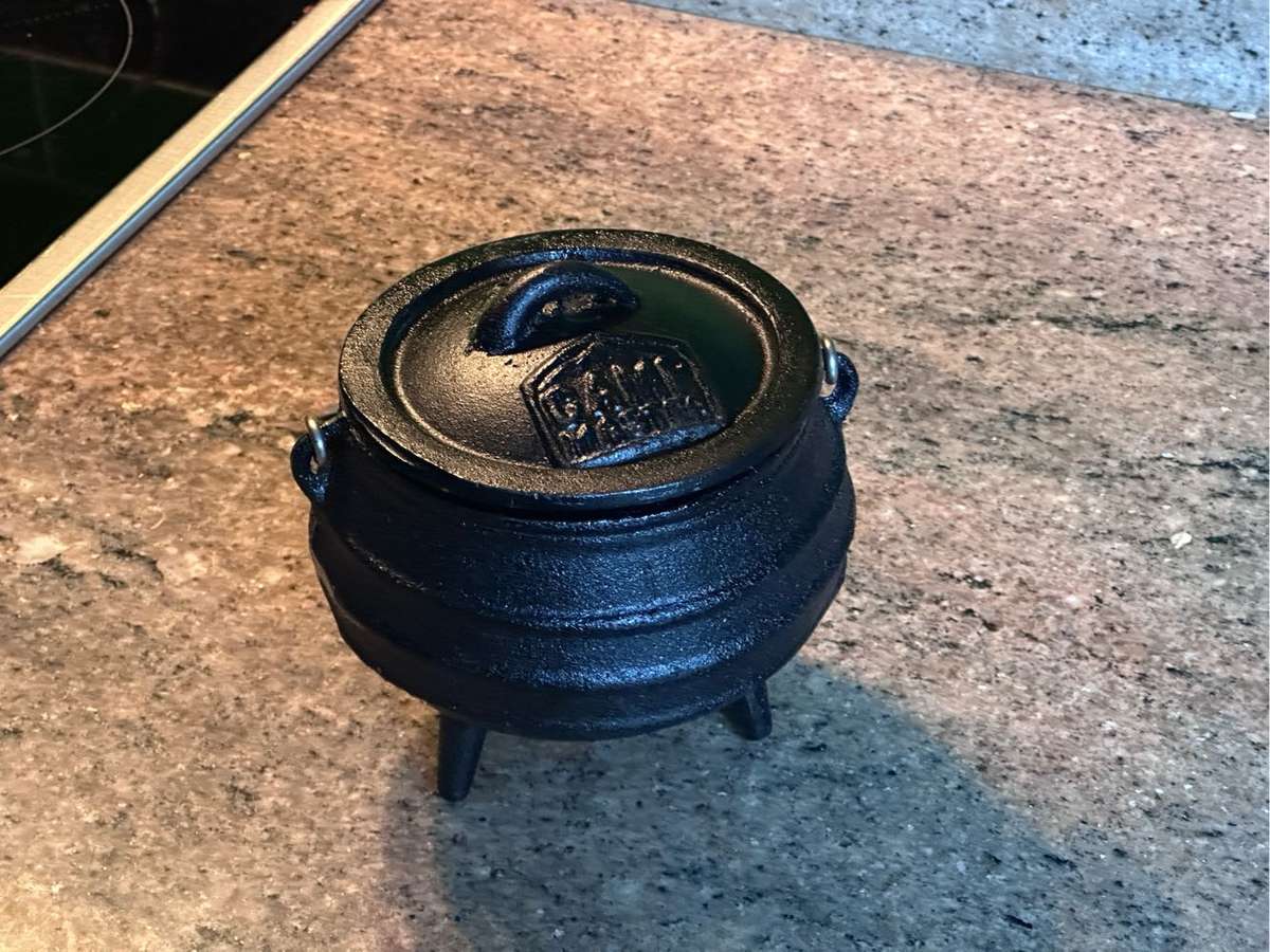 Camp Master No. 1/4 Cast Iron Potjie - Brand New