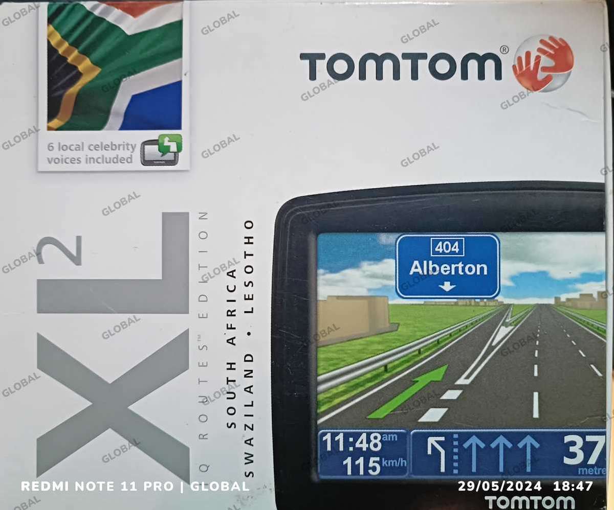 GPS NAVIGATION TOMTOM