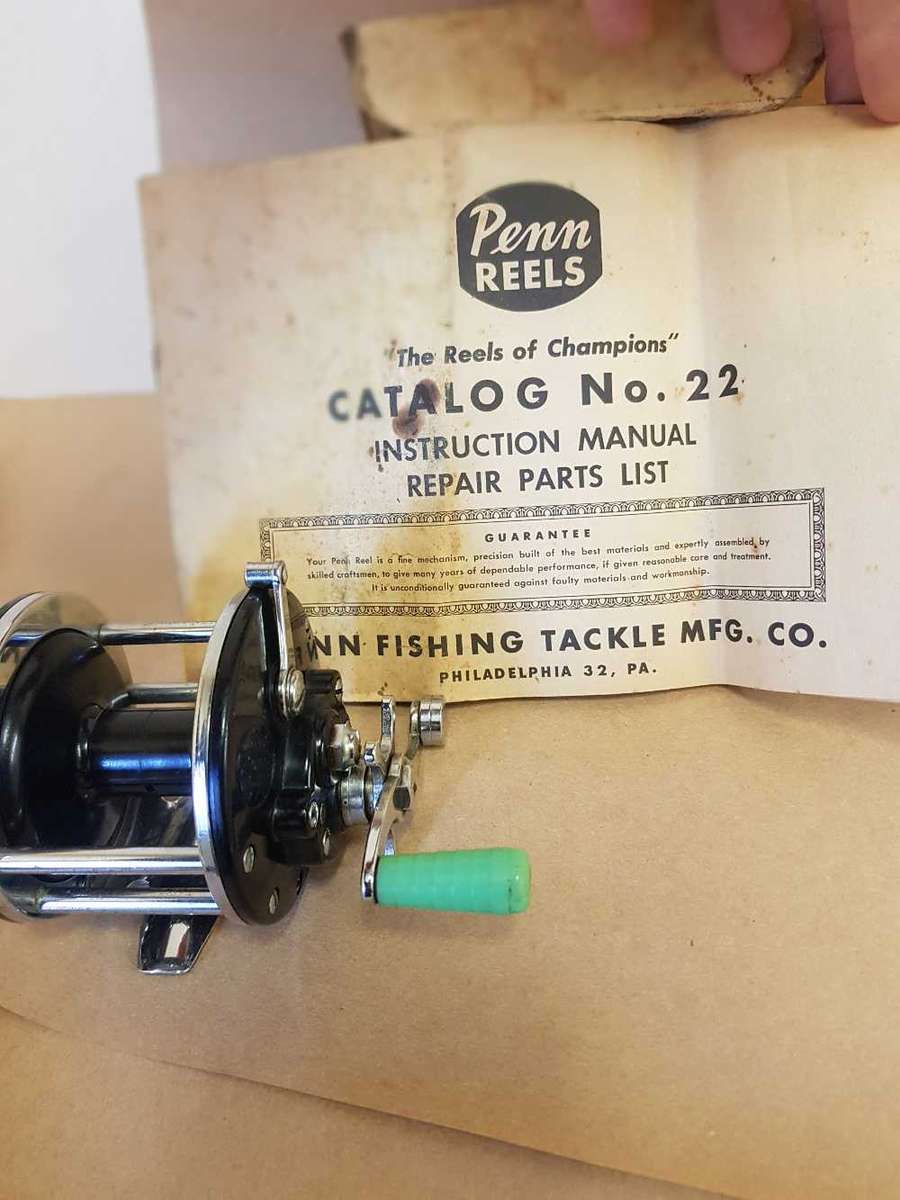 Penn 180 . Backelite spool. Including original box.