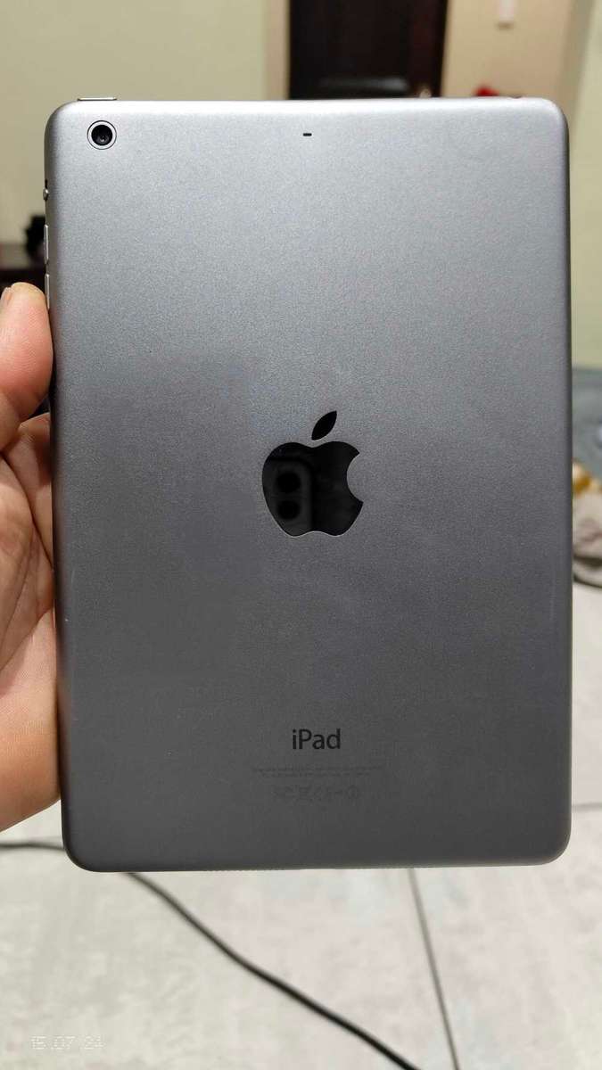 Apple iPad Mini 2 64GB WiFi Only Space Grey (pre owned)