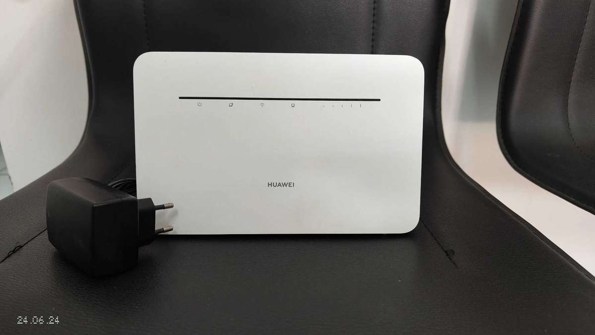 Huawei B535 LTE WiFi Router (used)