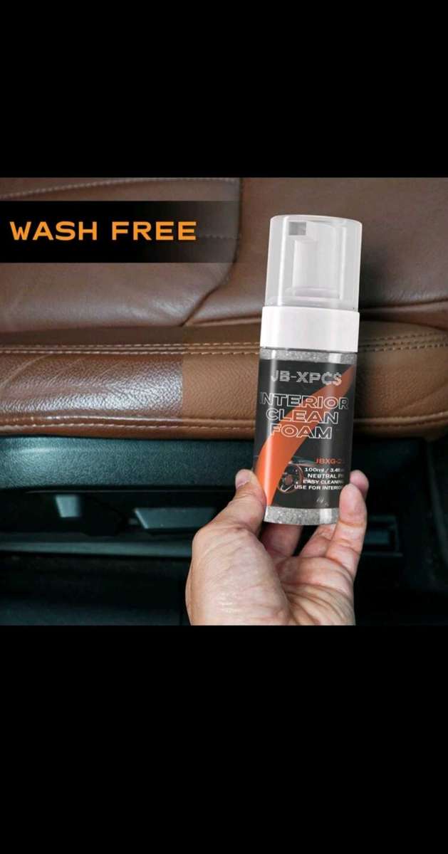 Interior Cleaner Water-free Foam Spray.