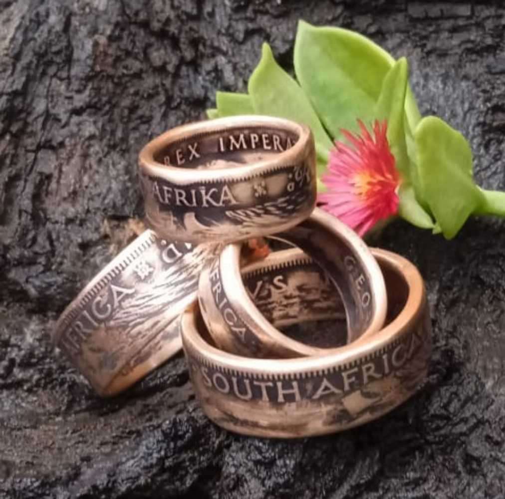 *** Coin Ring *** Suid-Afrika / South Africa - Made From SA 1 Penny or 1/2 Penny Coin