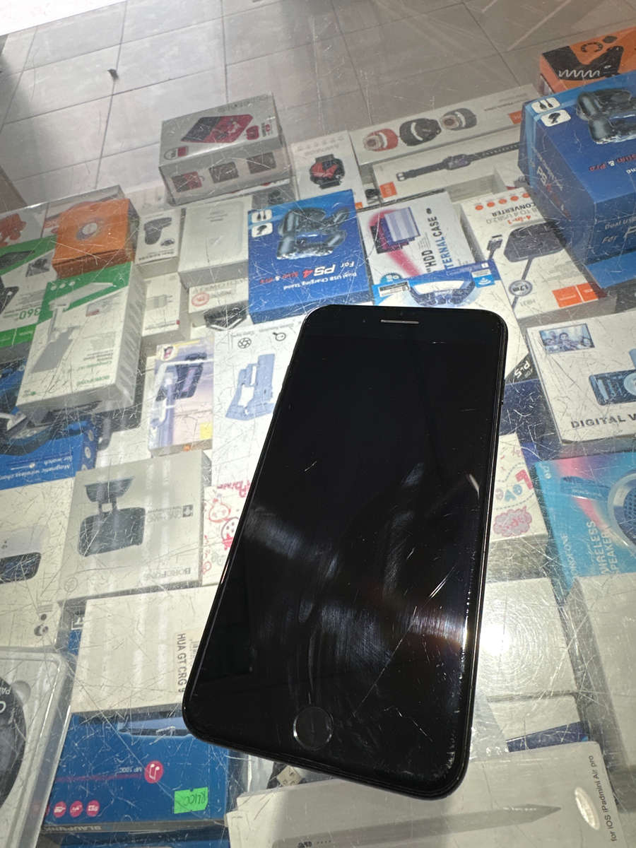 IPHONE 7 PLUS 256GB BLACK