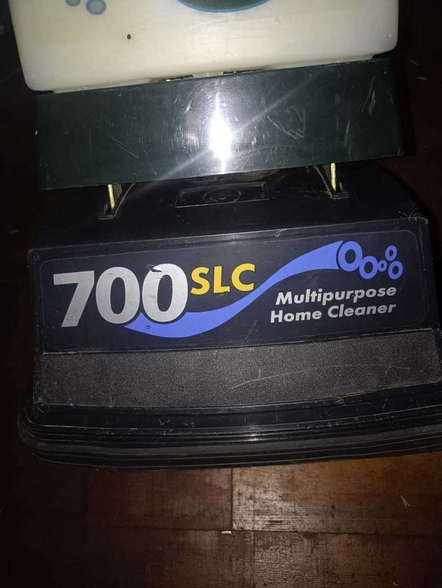 Electrolux 7 in 1 carpet shampooer