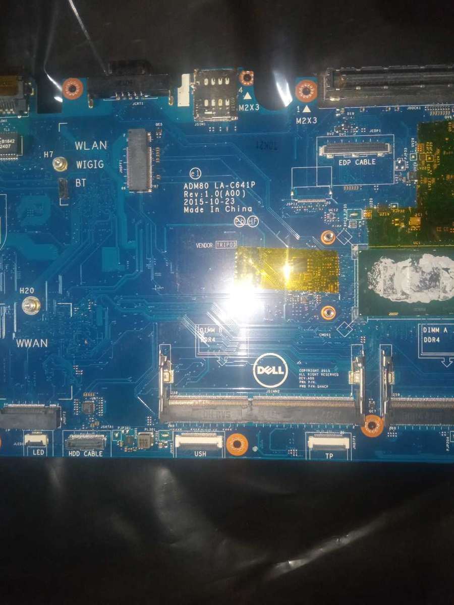 Latitude 5570 motherboard