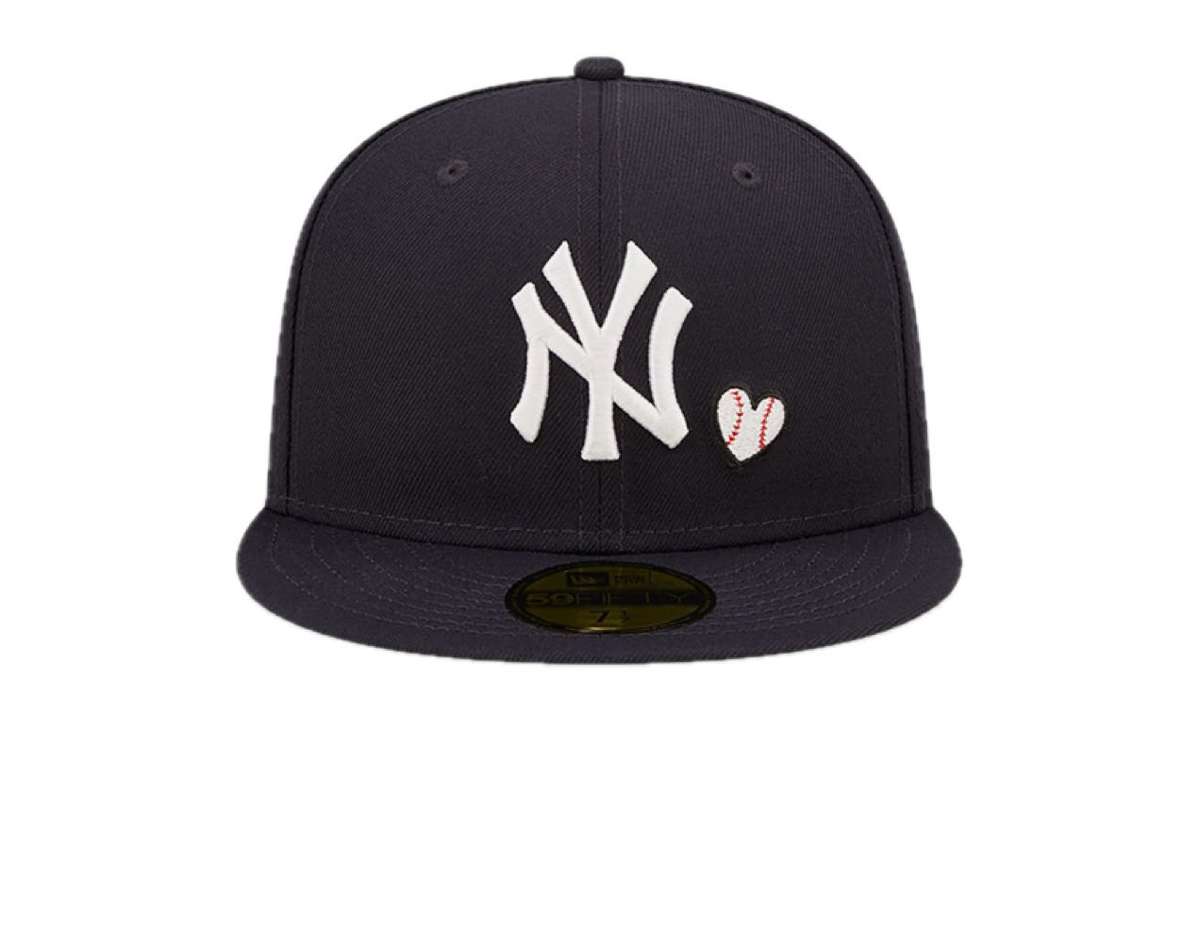 New York Yankees MLB Team Heart Blue 59FIFTY Fitted Cap