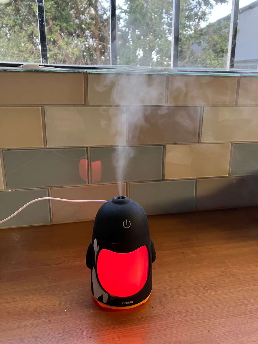 YUBISO Humidifier - Penguin design