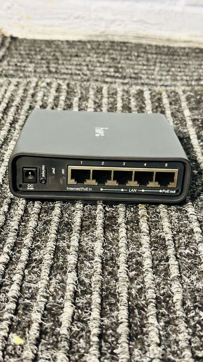 Mikrotik HAP Ac Lite Tower Power Over Ethernet (PoE) Black