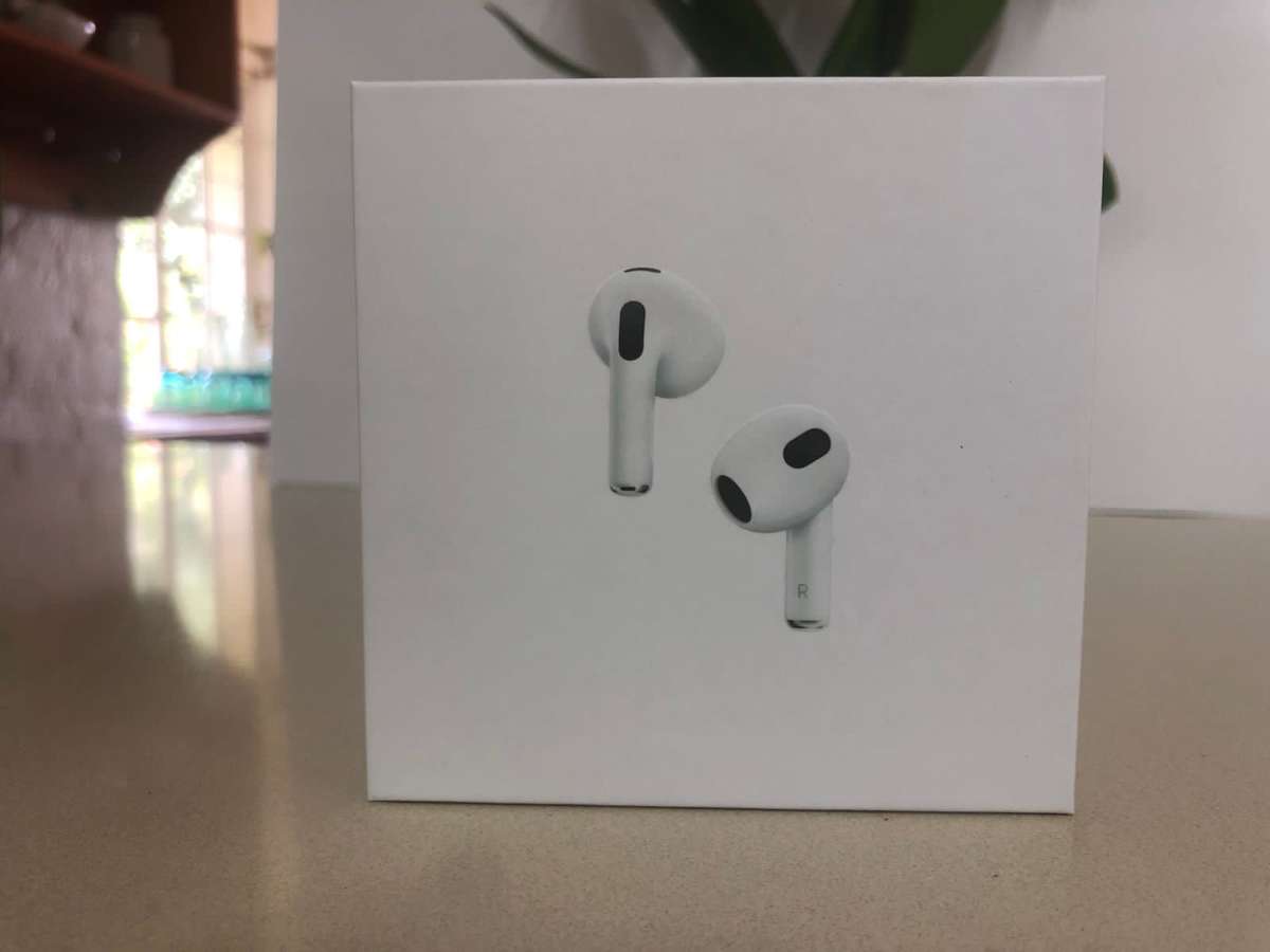 Apple Airpods (Gen 3)