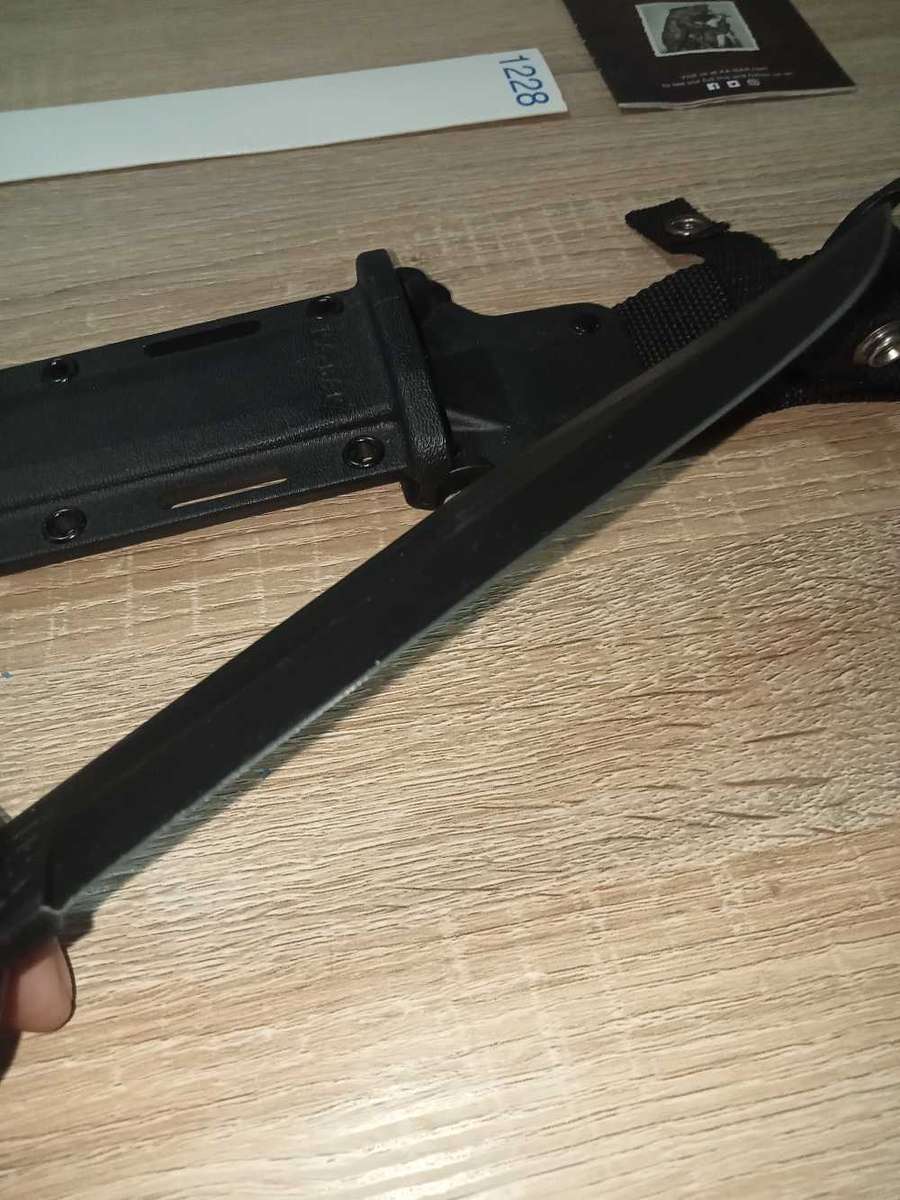 KABAR 1211 with sheath USA model