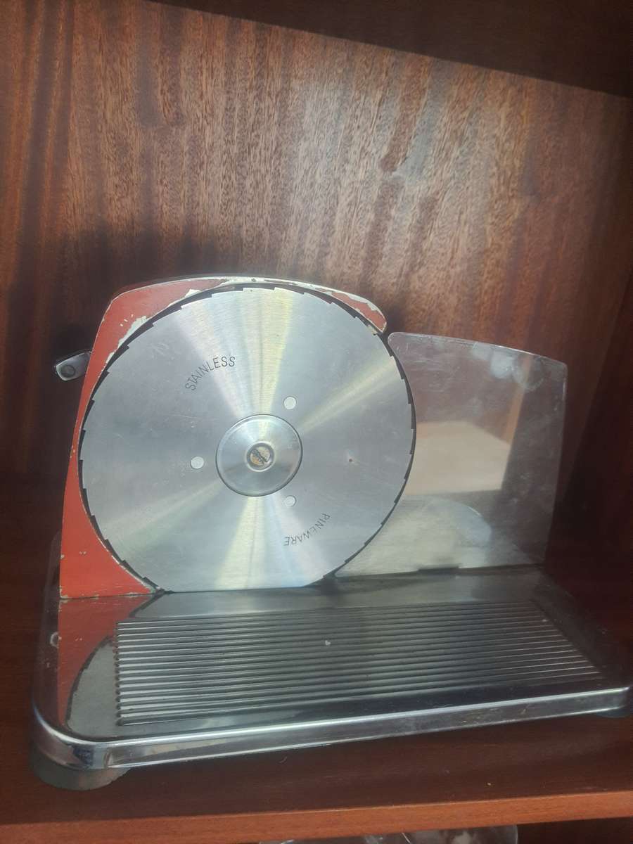 Vintage Pineware Bread Slicer