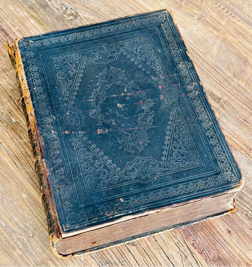 Antiquarian Holy Bible 1856 (Large & Heavy)