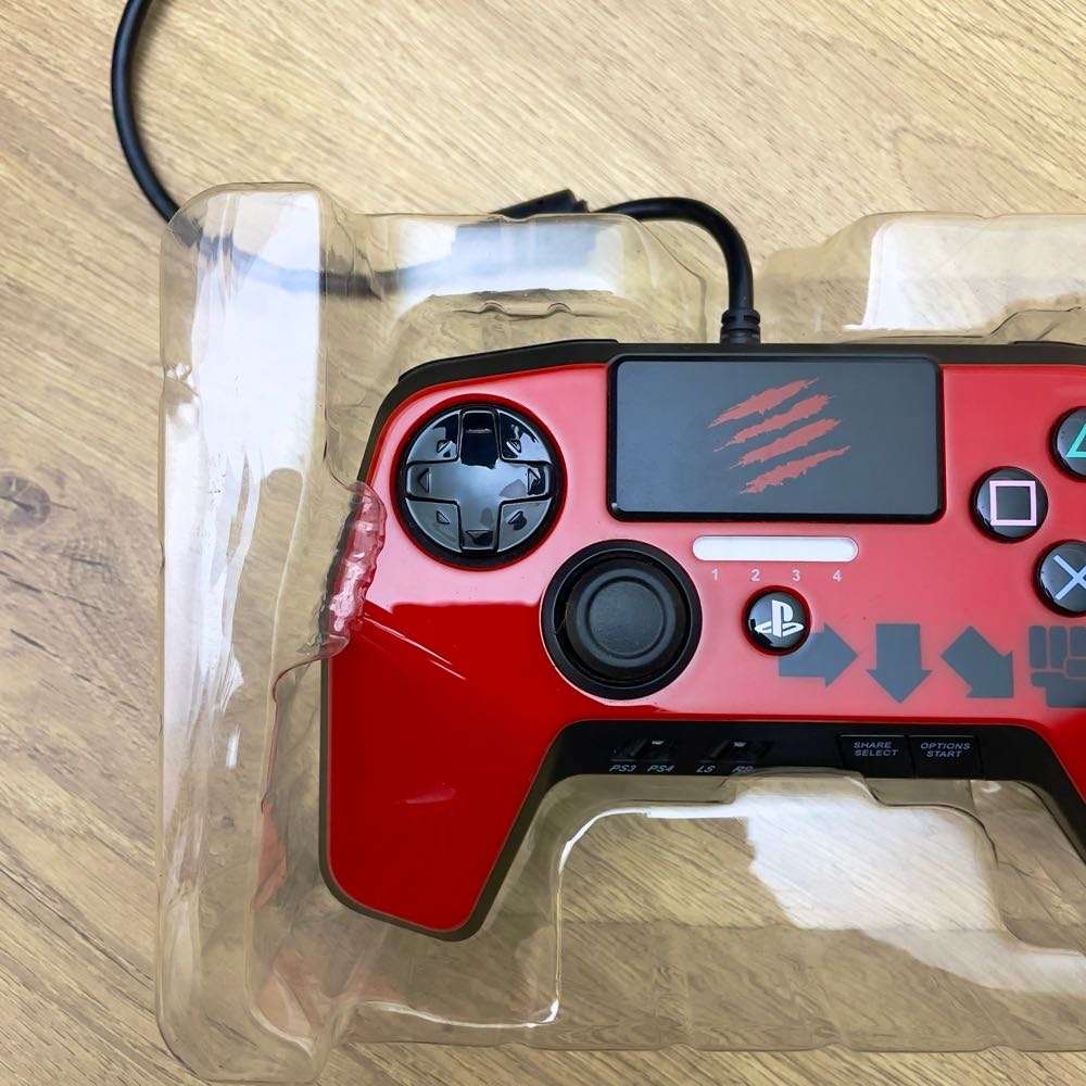 PS4 PS3 Madcatz Street Fighter Controller