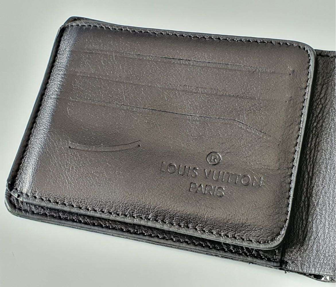 BLACK LOUIS VUITTON BRANDED LEATHER LIKE WALLET