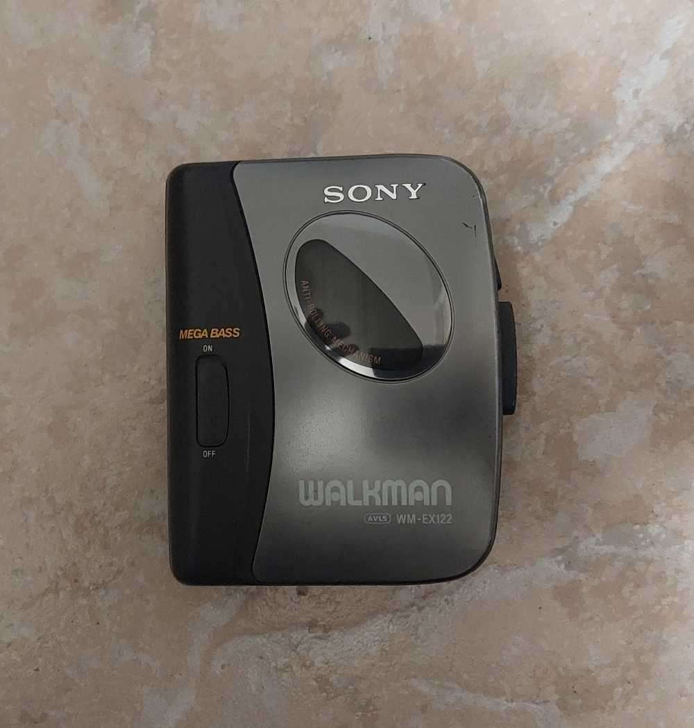 Sony Walkman AVLS Portable Cassette Player WM-EX122/BM