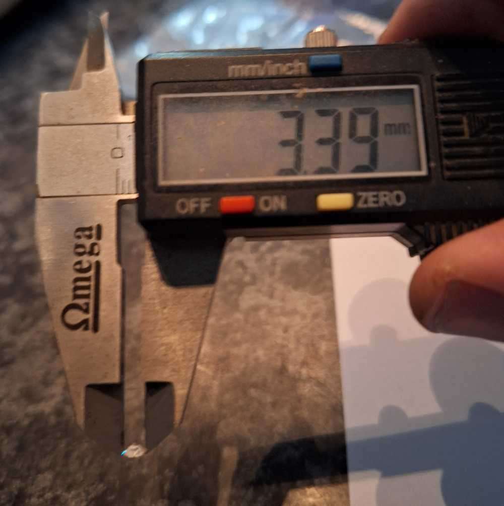 8x Natural old mined diamonds