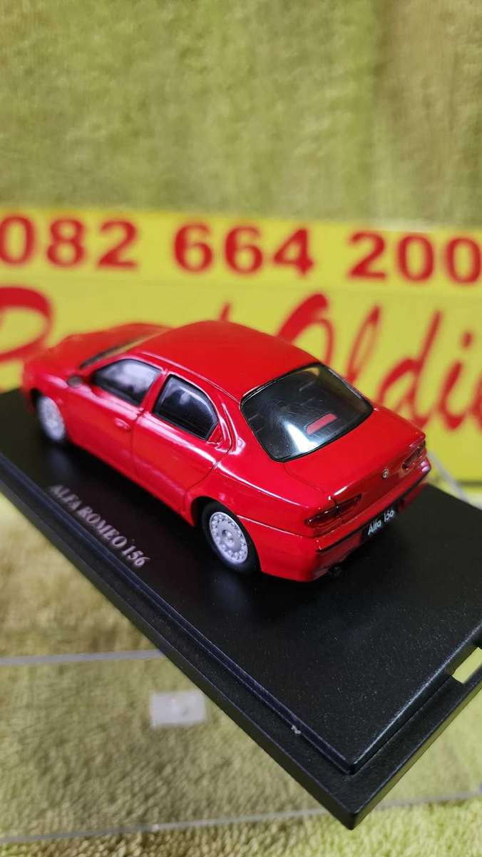Alfa Romeo 156 by Universal Hobbies
