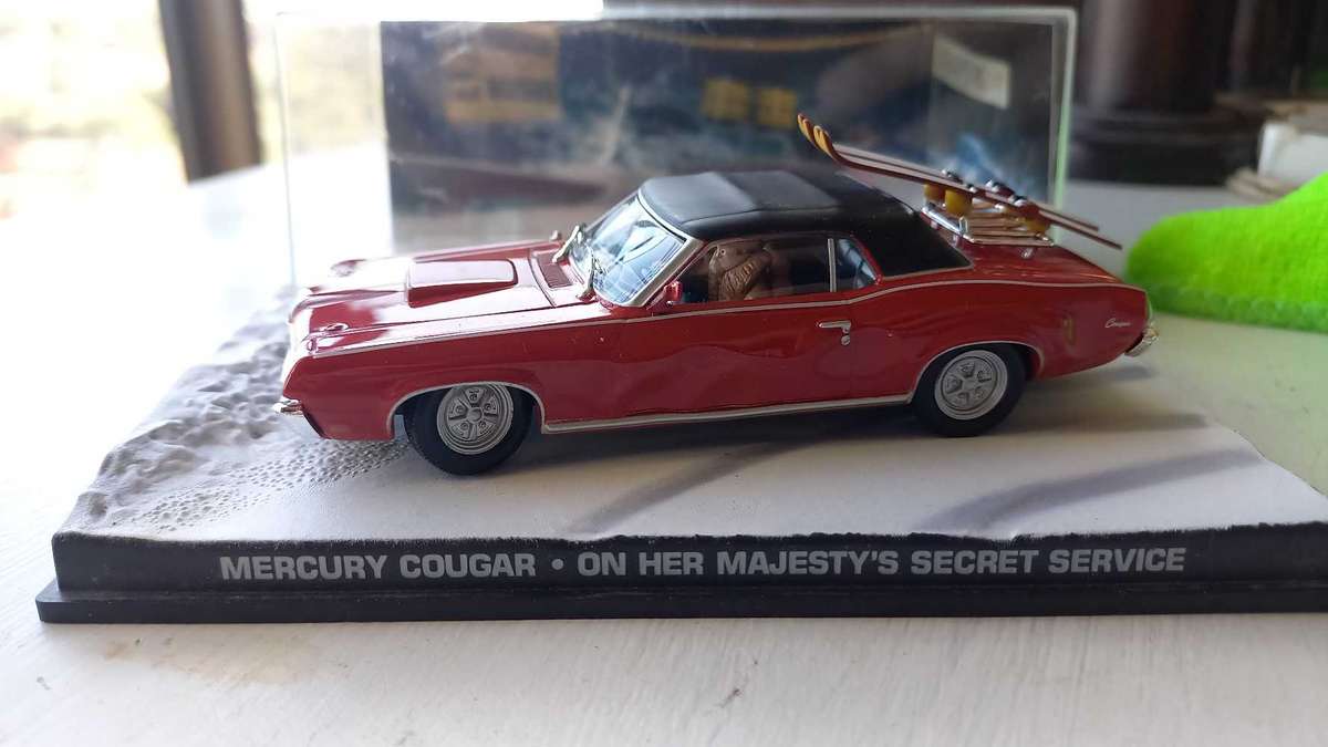 007 Mercury Cougar - On Her Majestys Secret Service