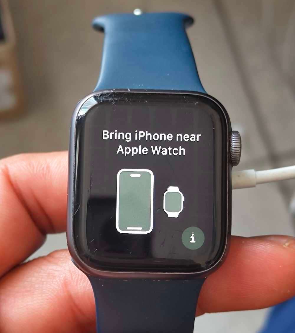 Apple Watch Series 4 40mm Black (Pre Owned)