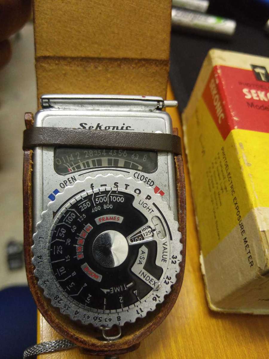 Sekonic l-VI handheld exposure f/stop meter