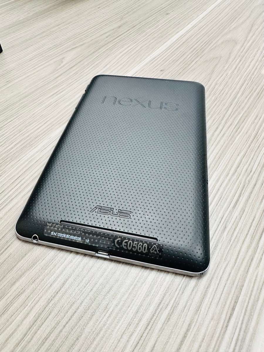 ASUS Google Nexus 7 Android Tablet 3G + WIFI (32gb) - PLEASE READ