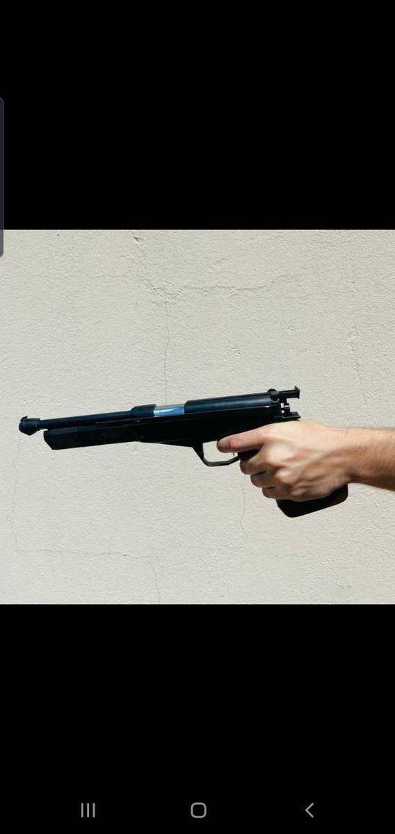 Feinwerkbau Model 80 Olympic air pistol Immaculate condition with case!!!