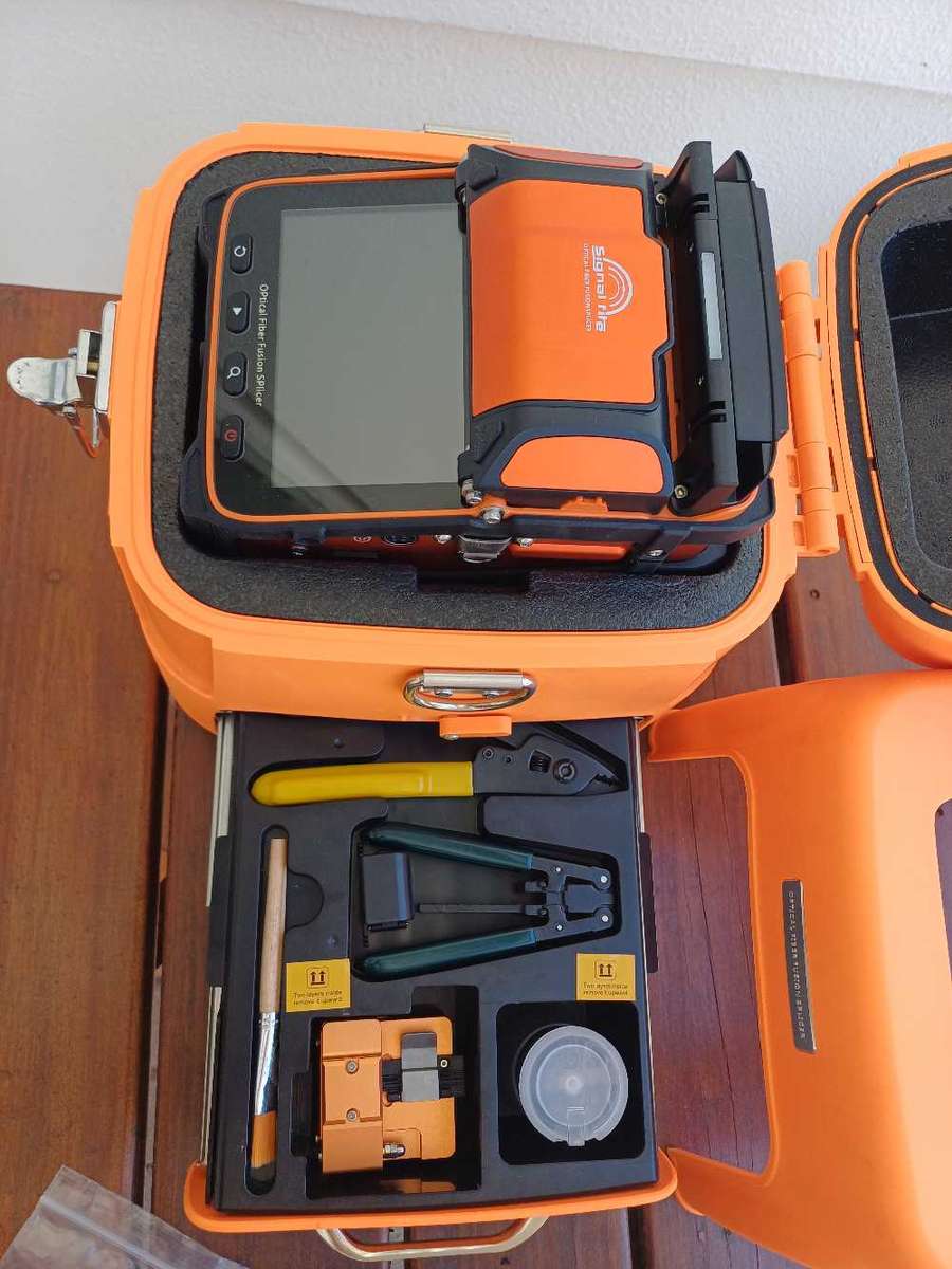 Ai9 Fusion fiber Splicer