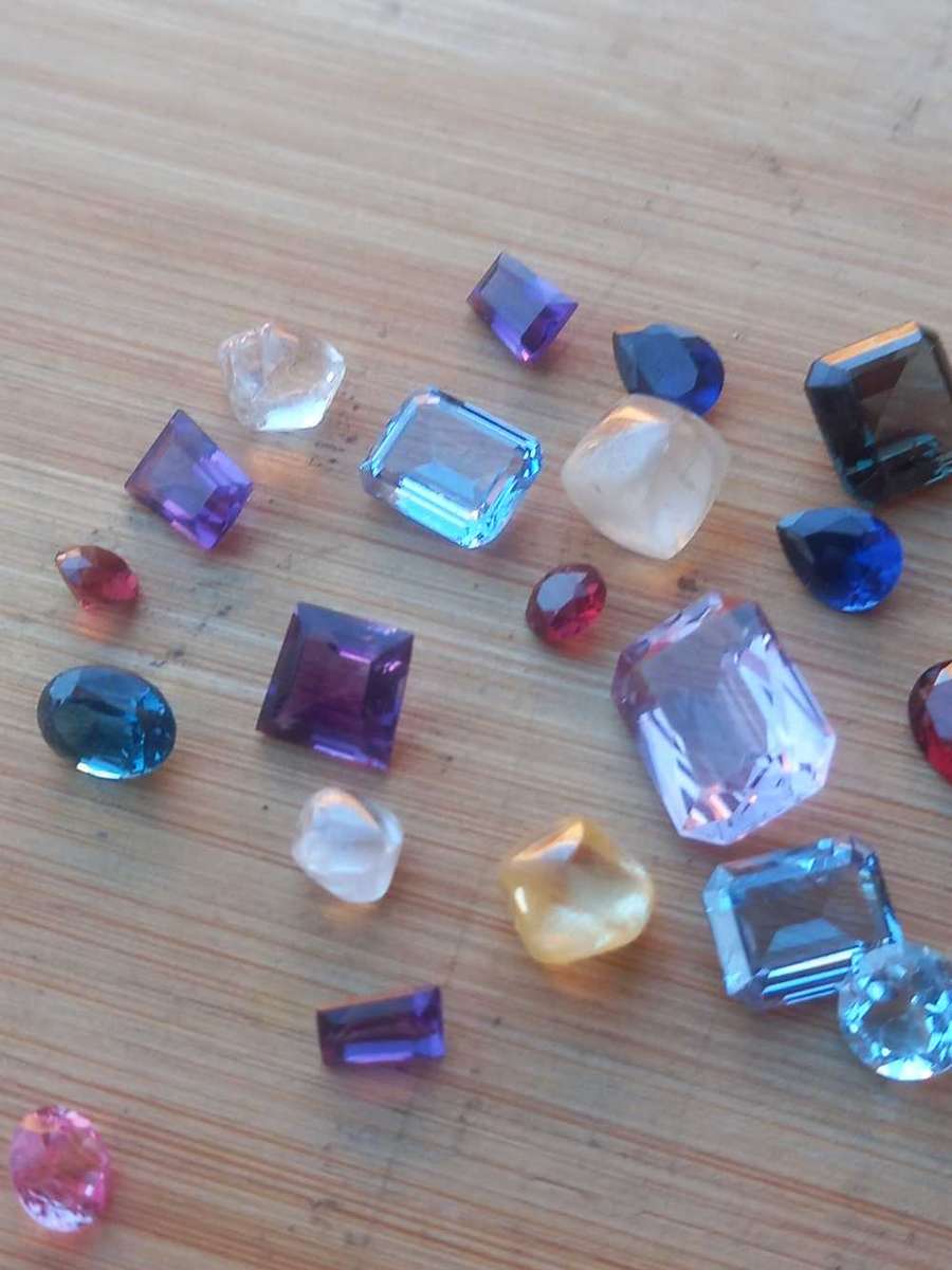Mixed of Jewellers stones