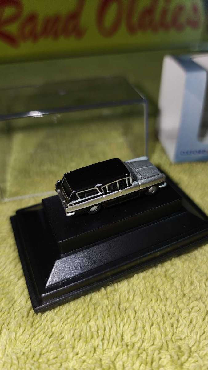 Vauxhall  Estate By Oxford