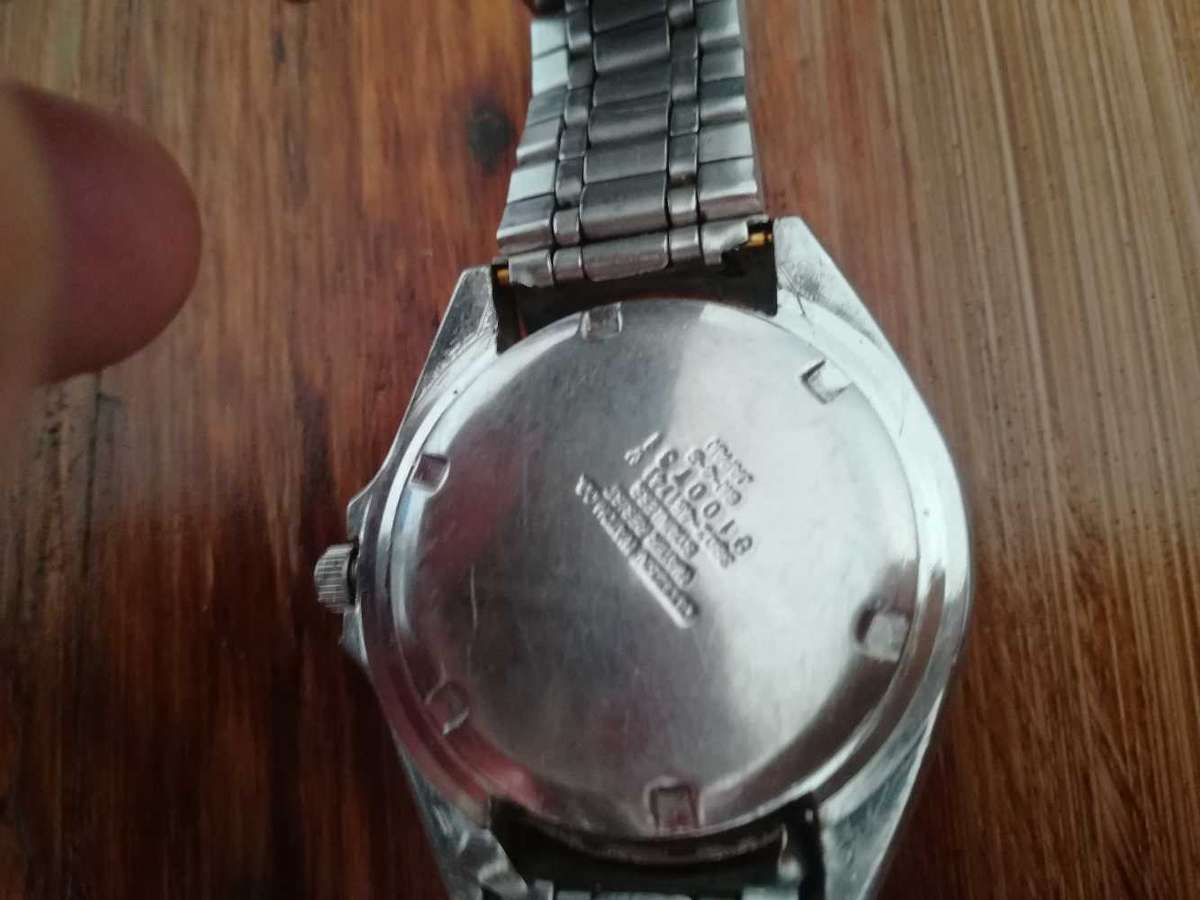 Citizen quartz divers 200m