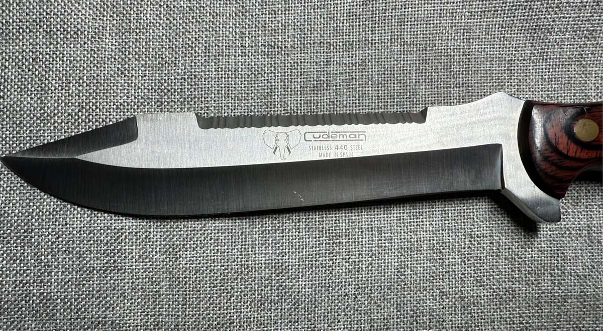 Cudeman large hunting knife