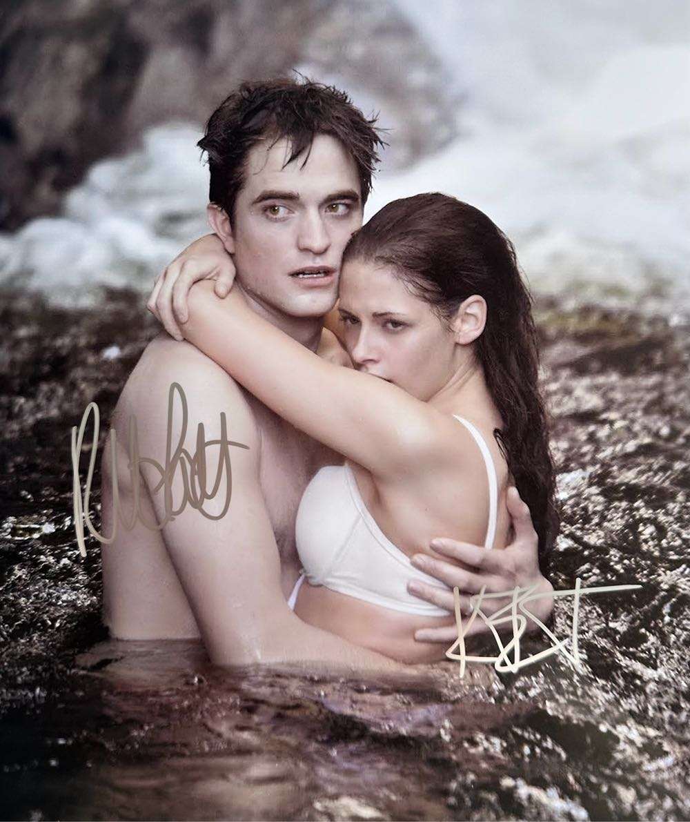 AUTHENTIC DUAL TWILIGHT AUTOGRAPH - WITH COA