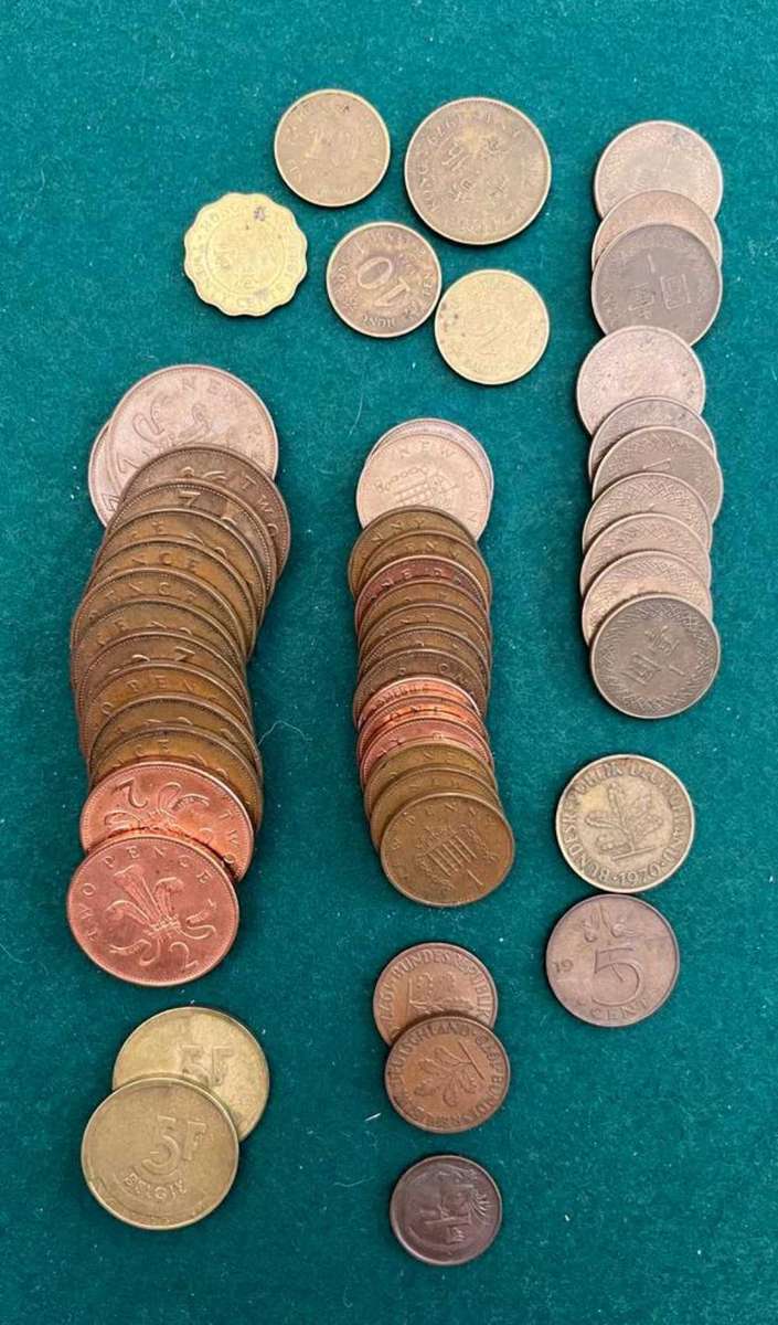 Lot of international coins