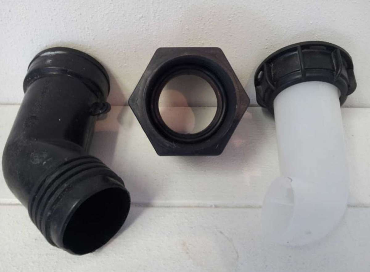 1000L Flowbin Outlets - Adaptors