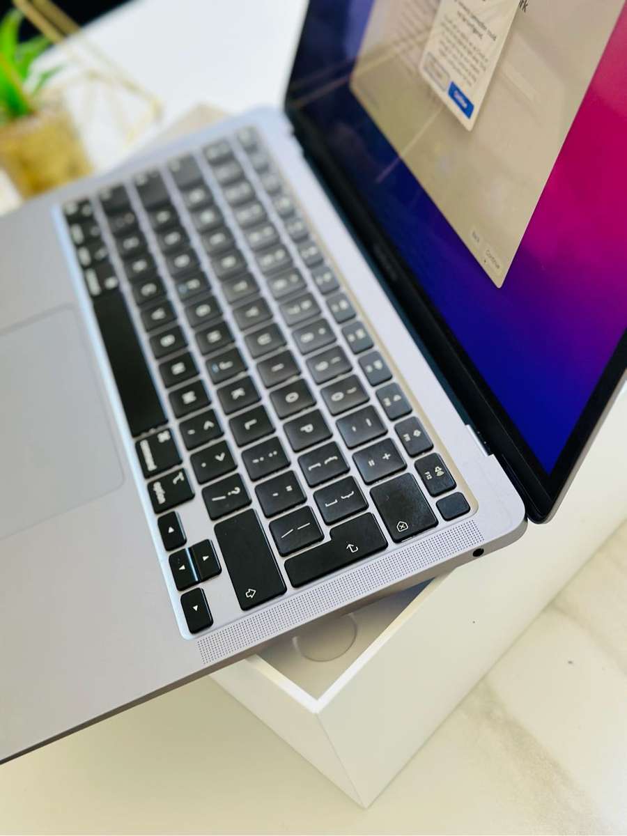 MacBook Air (13-inch, 2020, M1 Chip) 256GB SSD Available