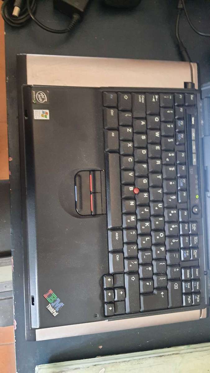 IBM pentium 3 laptop
