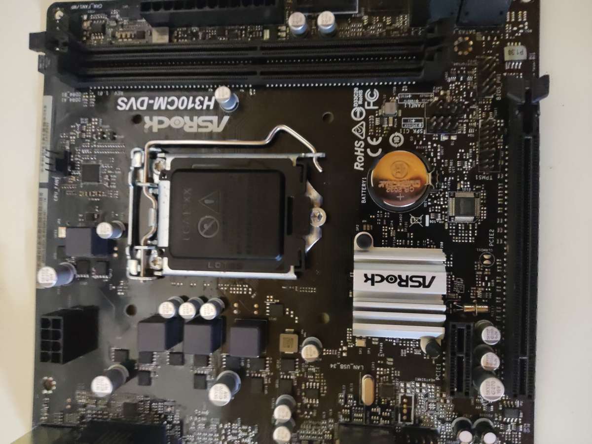 9th/8th gen ITX Motherboard**ASRock H310CM-DVS**Working Great