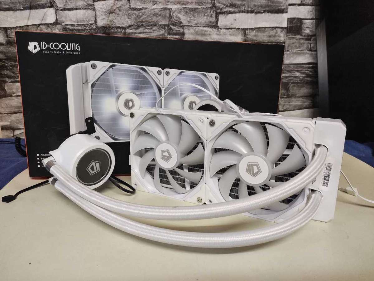ID-Cooling Frost Flow 240mm AIO CPU Watercooler**Boxed**Intel and AMD Bracket included